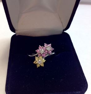 Picture of Sapphire Flower Diamond Ring