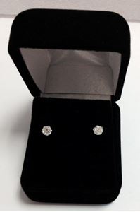 Picture of Small Solitaire Diamond Studs